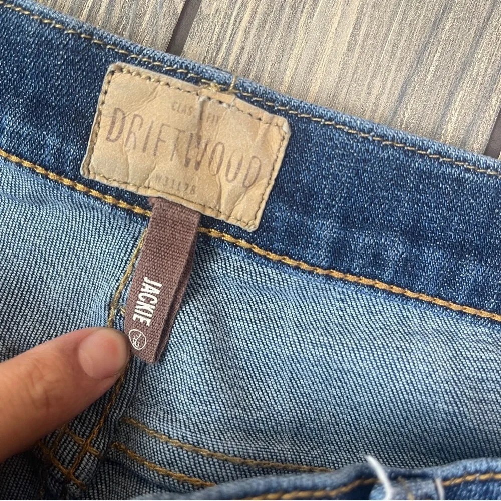 Driftwood Jackie Embroidered Jeans Women's Size 31 - Picture 4 of 16